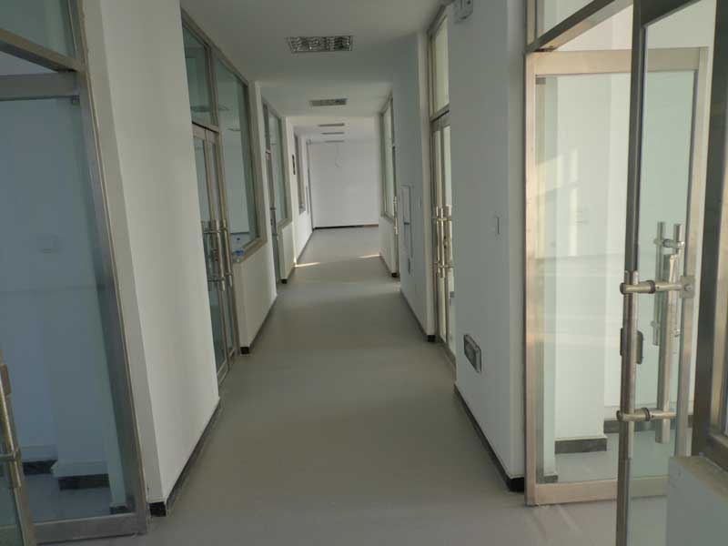 塑胶麻豆传煤一区免费入站口施工怎样选择优质的胶水